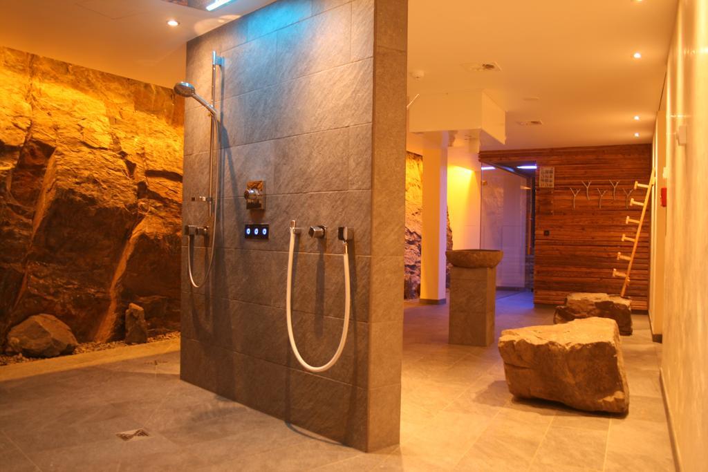 Logis Gourmet & Relax Hotel De La Sure Esch-sur-Sûre Esterno foto