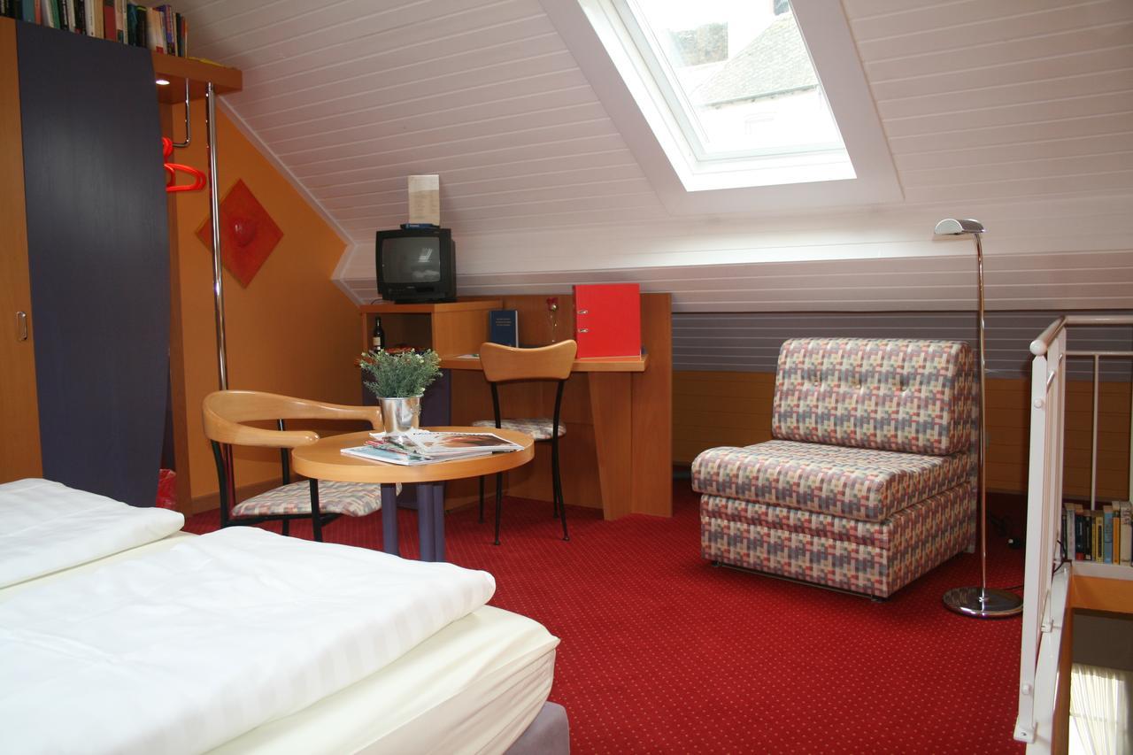 Logis Gourmet & Relax Hotel De La Sure Esch-sur-Sûre Esterno foto