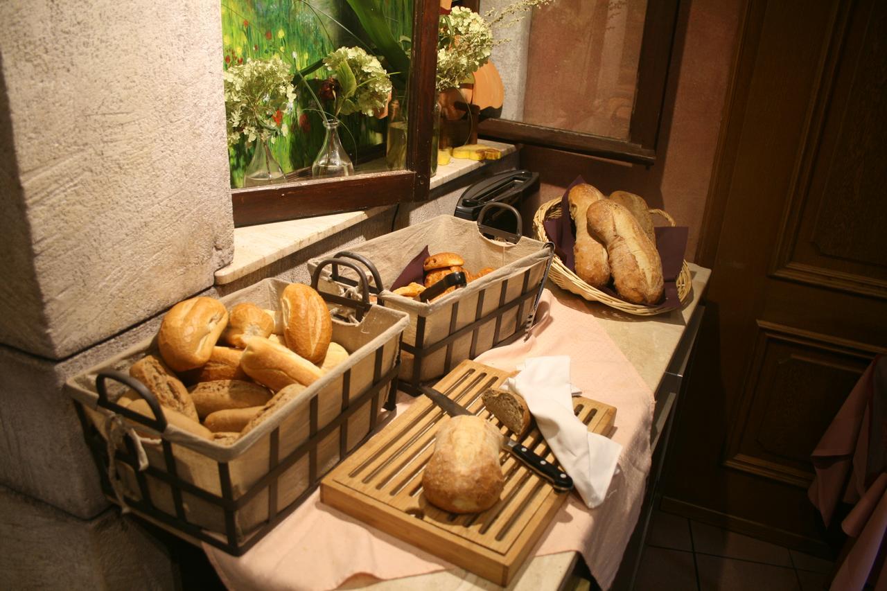 Logis Gourmet & Relax Hotel De La Sure Esch-sur-Sûre Esterno foto