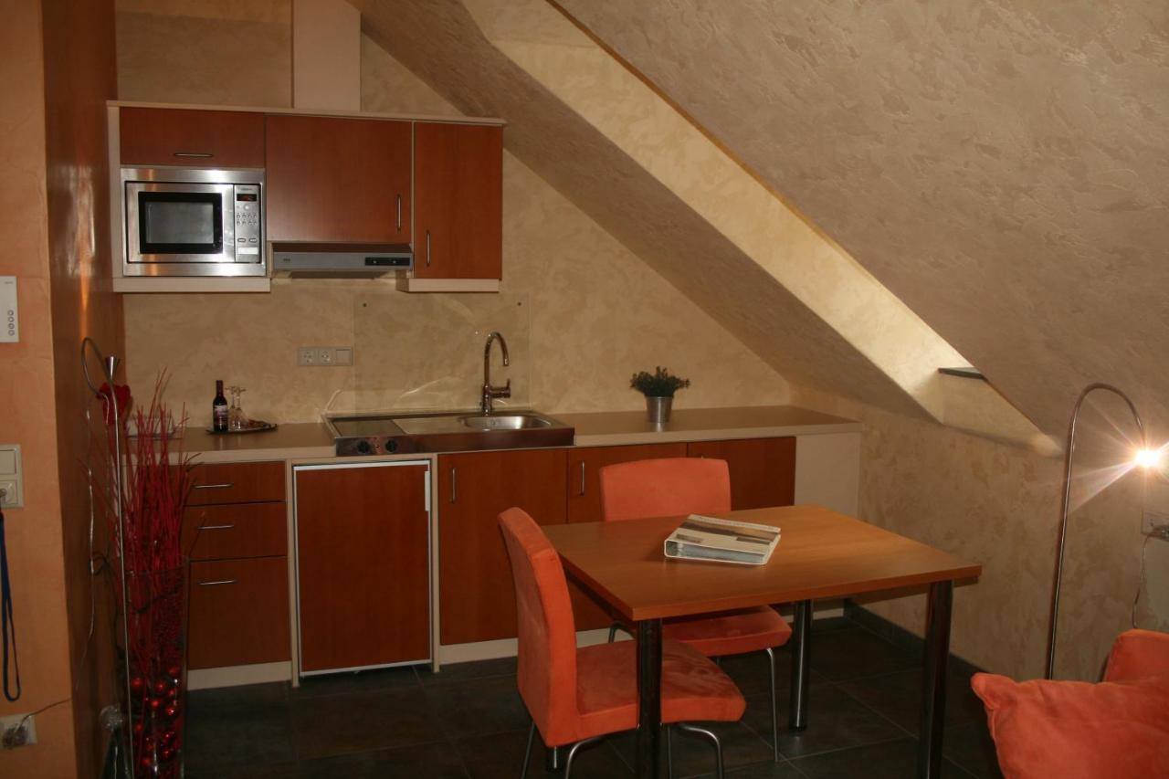 Logis Gourmet & Relax Hotel De La Sure Esch-sur-Sûre Esterno foto